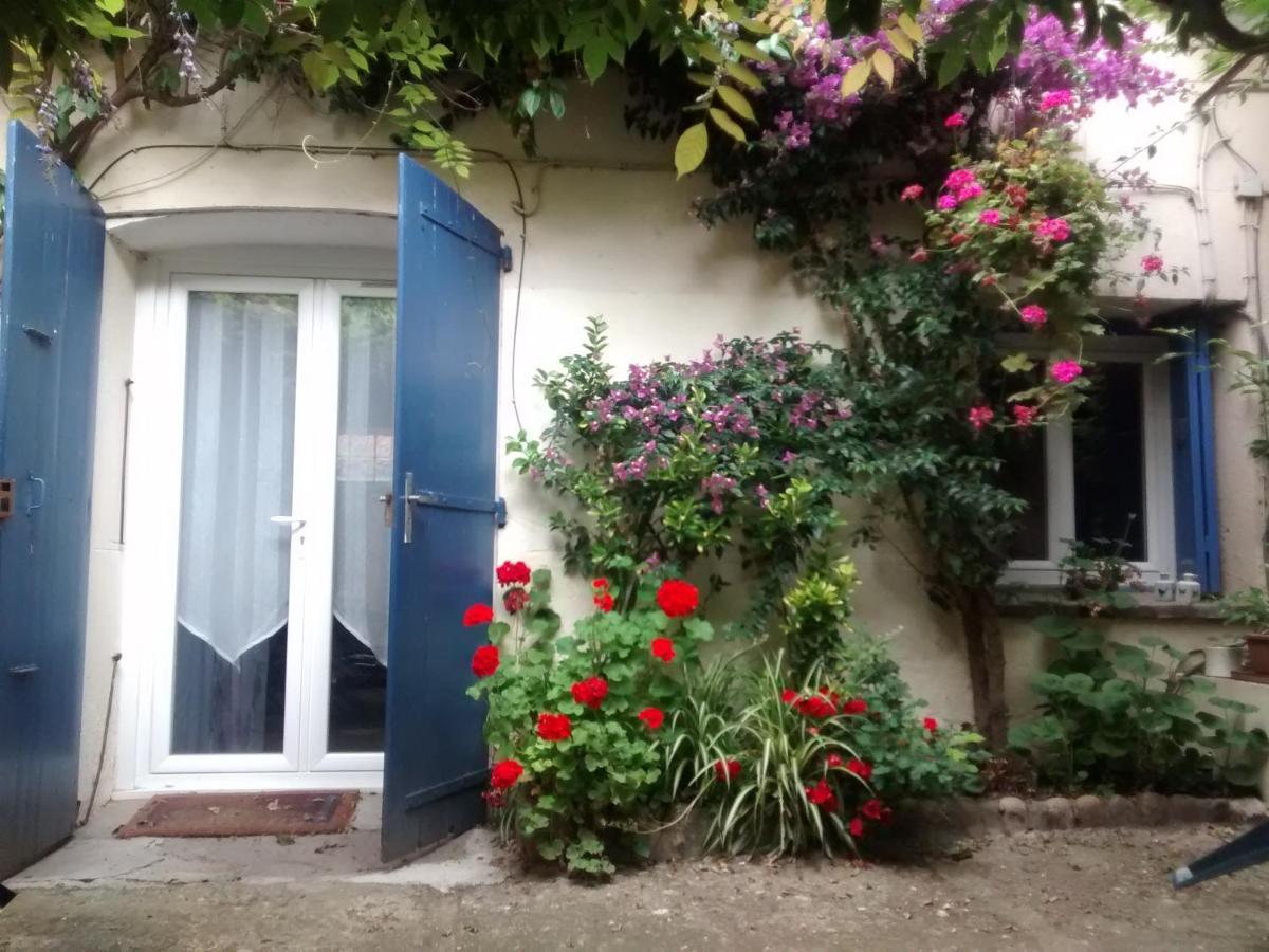 Gite Les Glycines Llupia Dış mekan fotoğraf